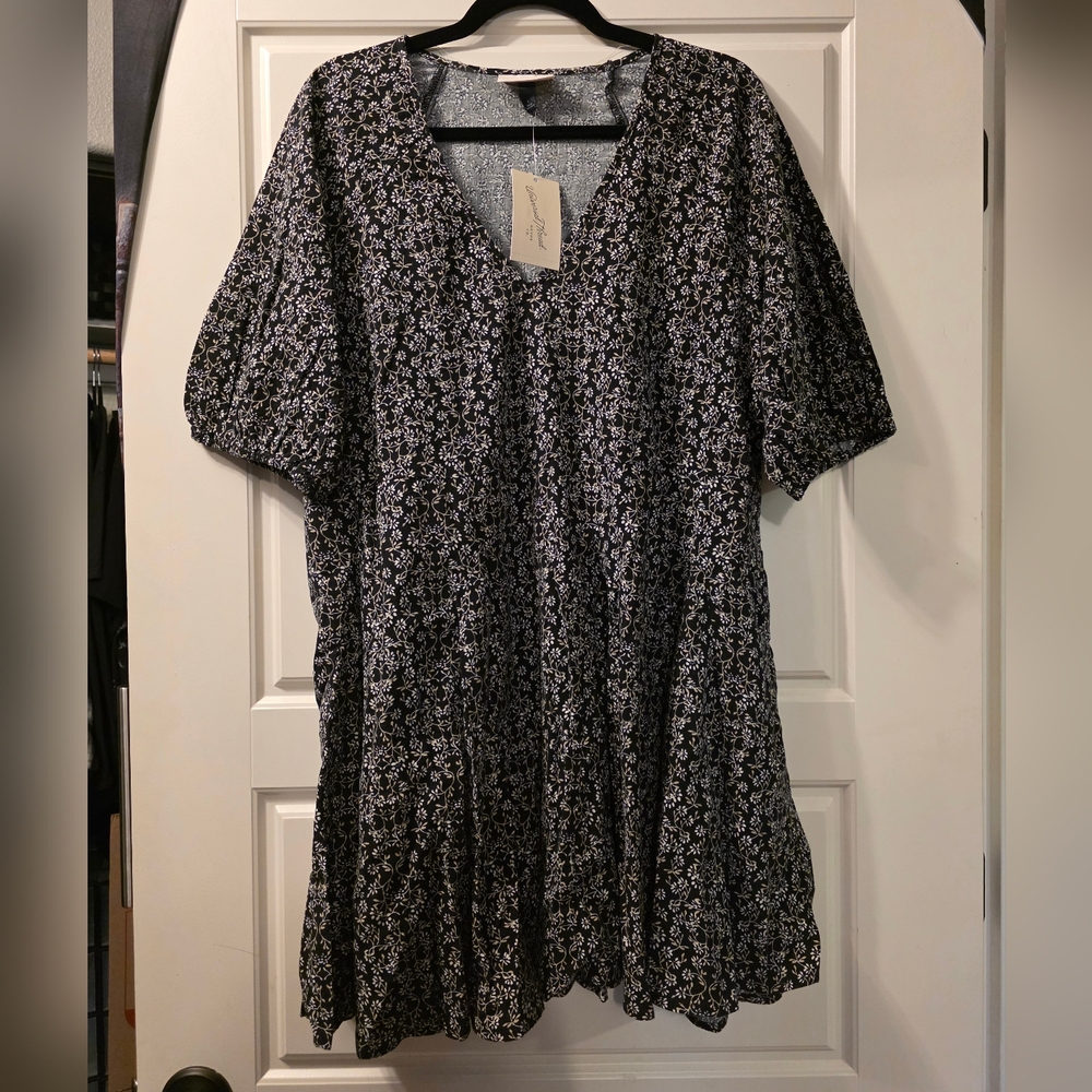 NWT Bell Elbow Sleeve Mini A-Line Dress - Black Floral - Picture 2 of 7